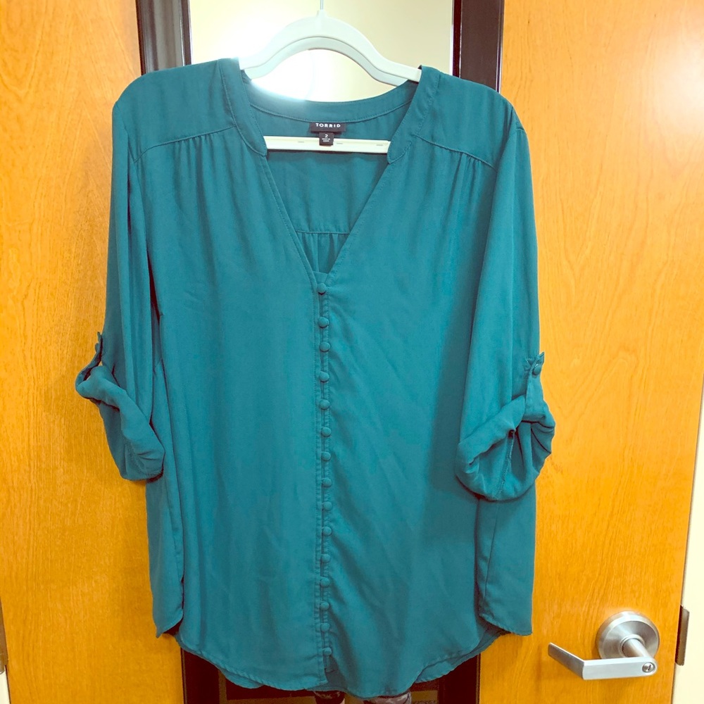 Torrid 3/4 Sleeve Button Loop Blouse